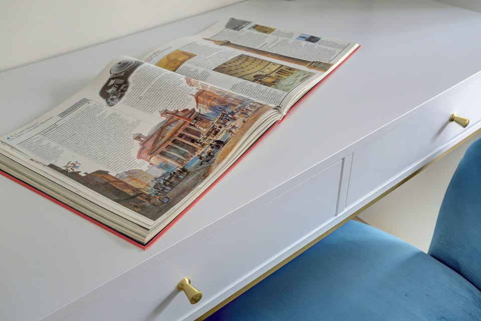Comfort Apartment, 2 Bedrooms, Balcony, City View | Interior detail
