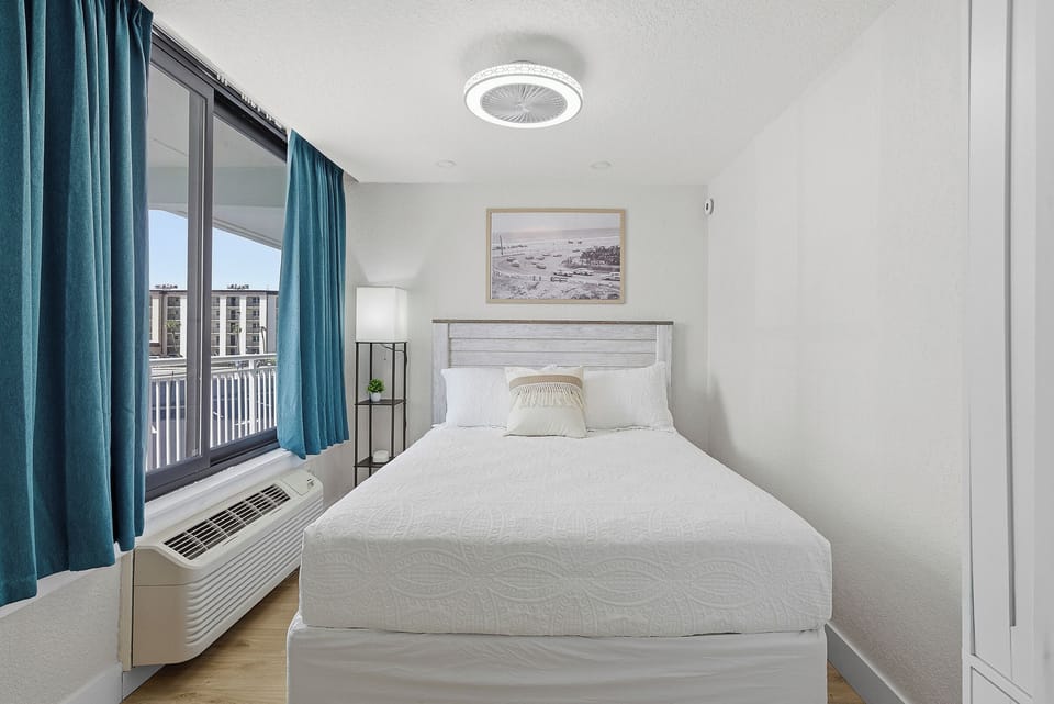 Queen Bedroom