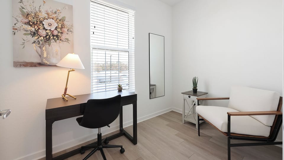 Apartment (2 Bedrooms) | In-room business center