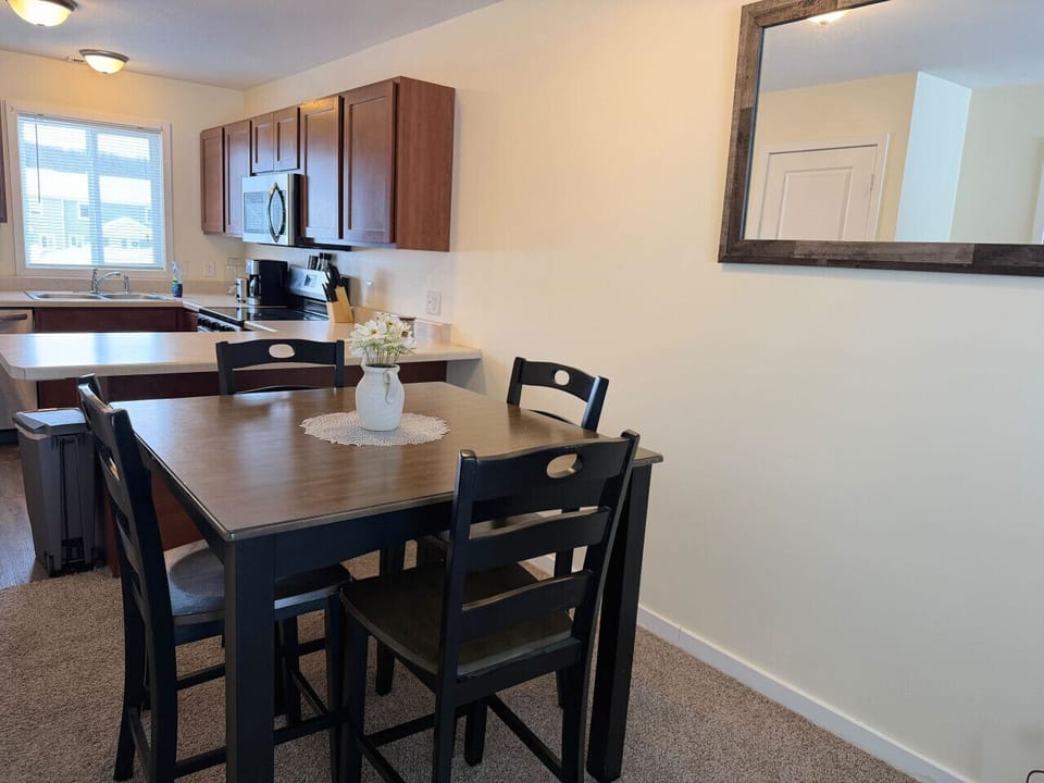 Dining space for slow breakfasts and long wine nights in Traverse City