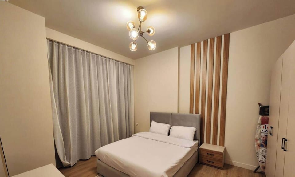 Comfort Apartment, Private Bathroom, City View | Laptop workspace, iron/ironing board, free WiFi