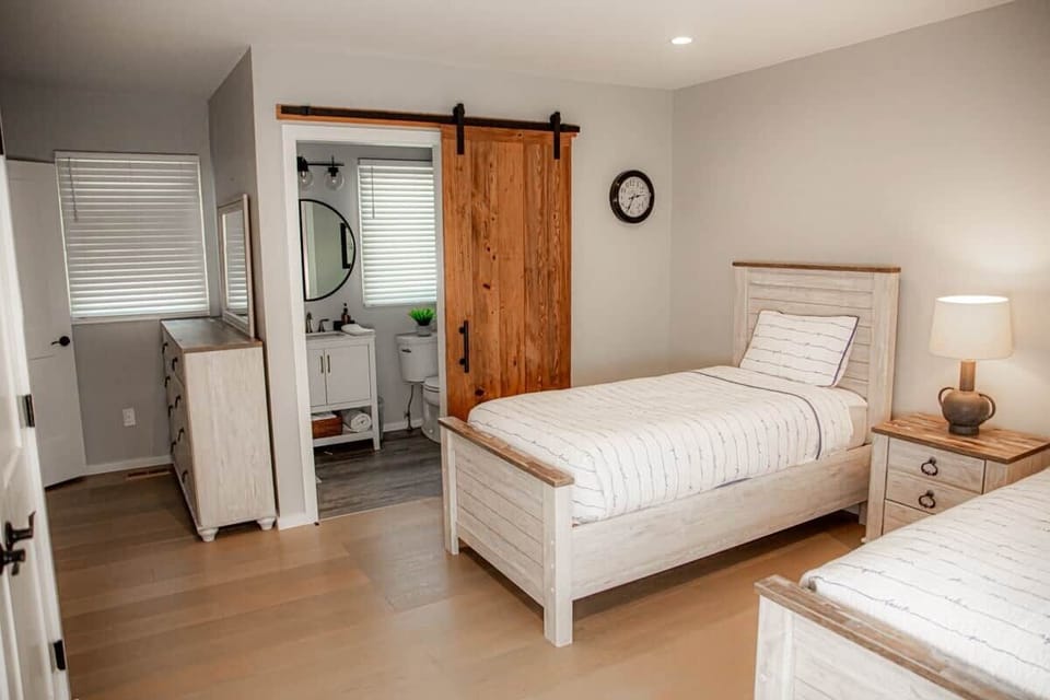 Private bathroom with bedroom 2