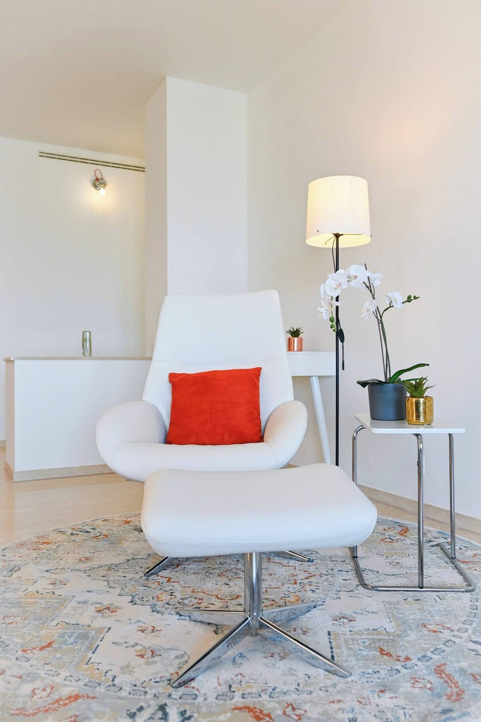 Apartment, 2 Bedrooms, Balcony, City View | Interior