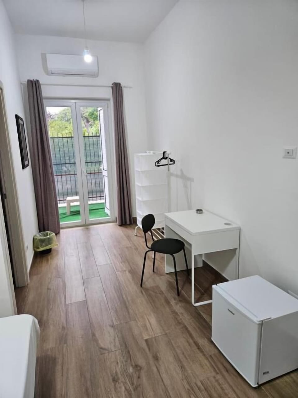 Double Room, City View | Interior