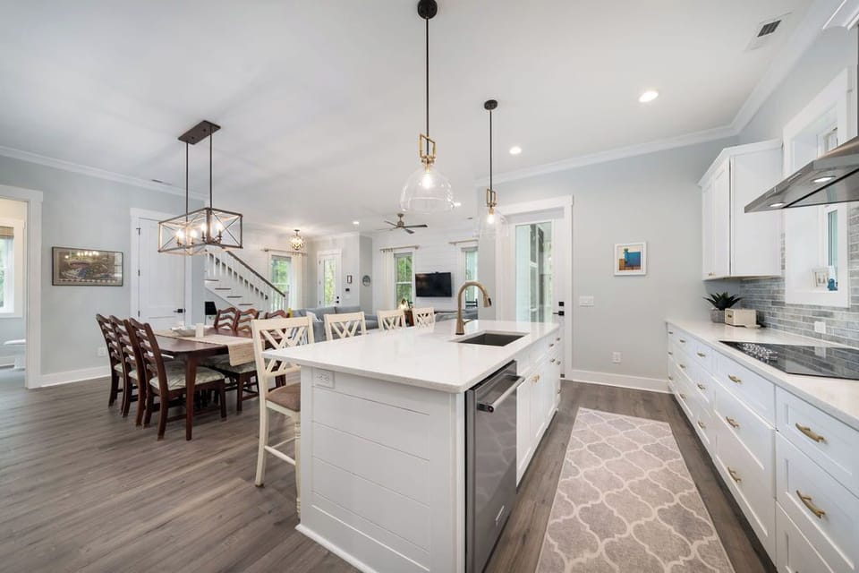 Lower Level Kitchen and Dining
