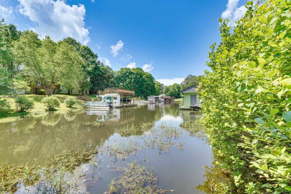 Lake View | Calm Canal Water, Private Boat Docks & Scenic Shoreline