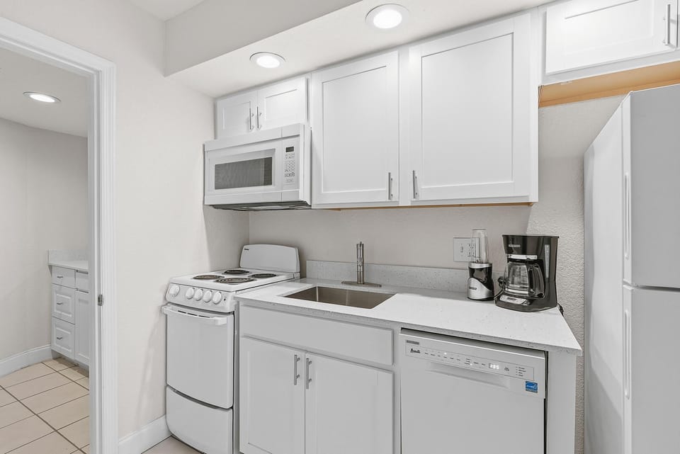 Condo, Multiple Beds (Ocean Breeze Resort 202) | Private kitchen