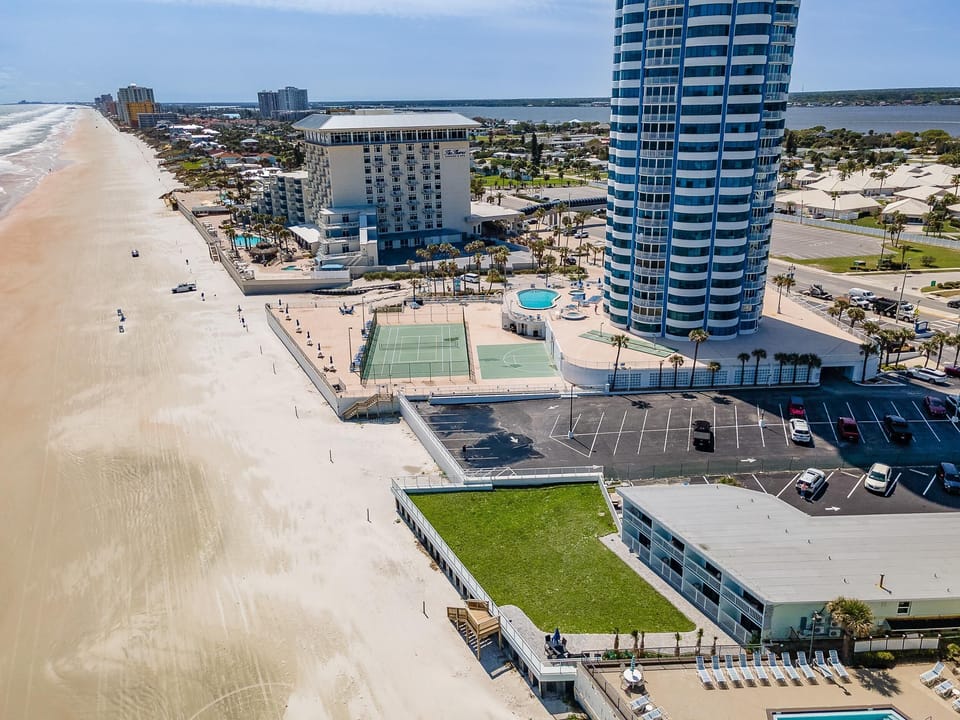 Condo, 1 King Bed (Ocean Breeze Resort 106) | Exterior