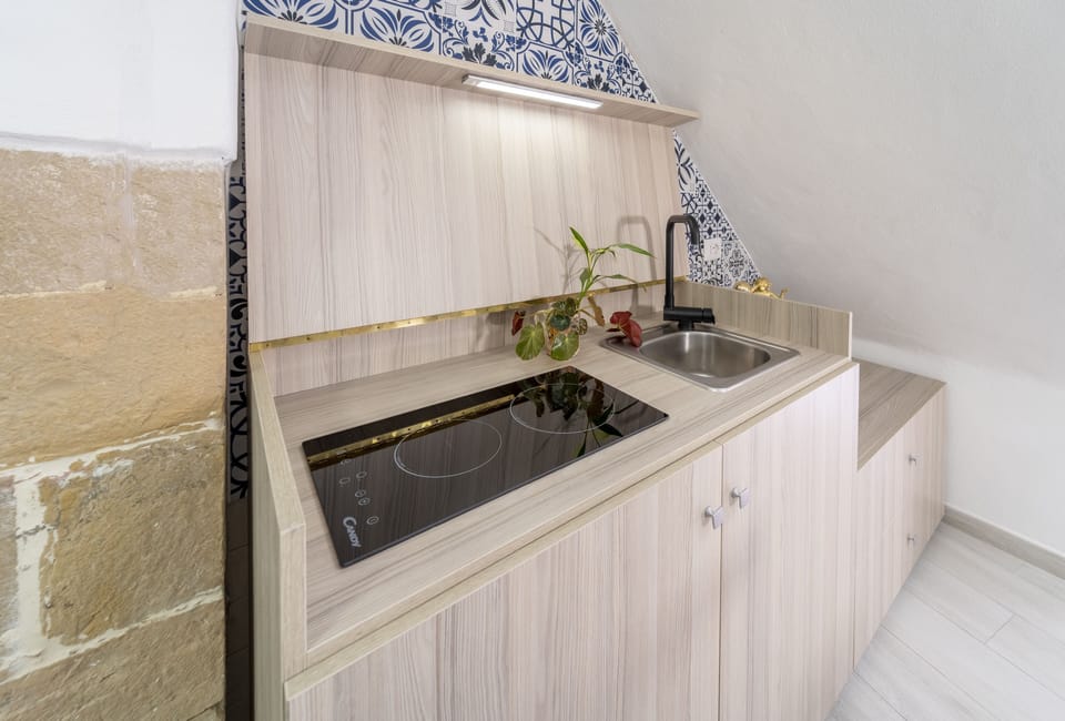 Deluxe Suite | Private kitchen