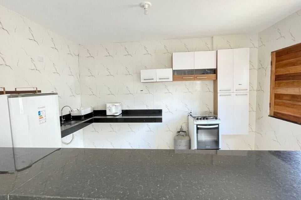 Classic House, Patio, Garden View | Private kitchen | Fridge, microwave, oven, dishwasher