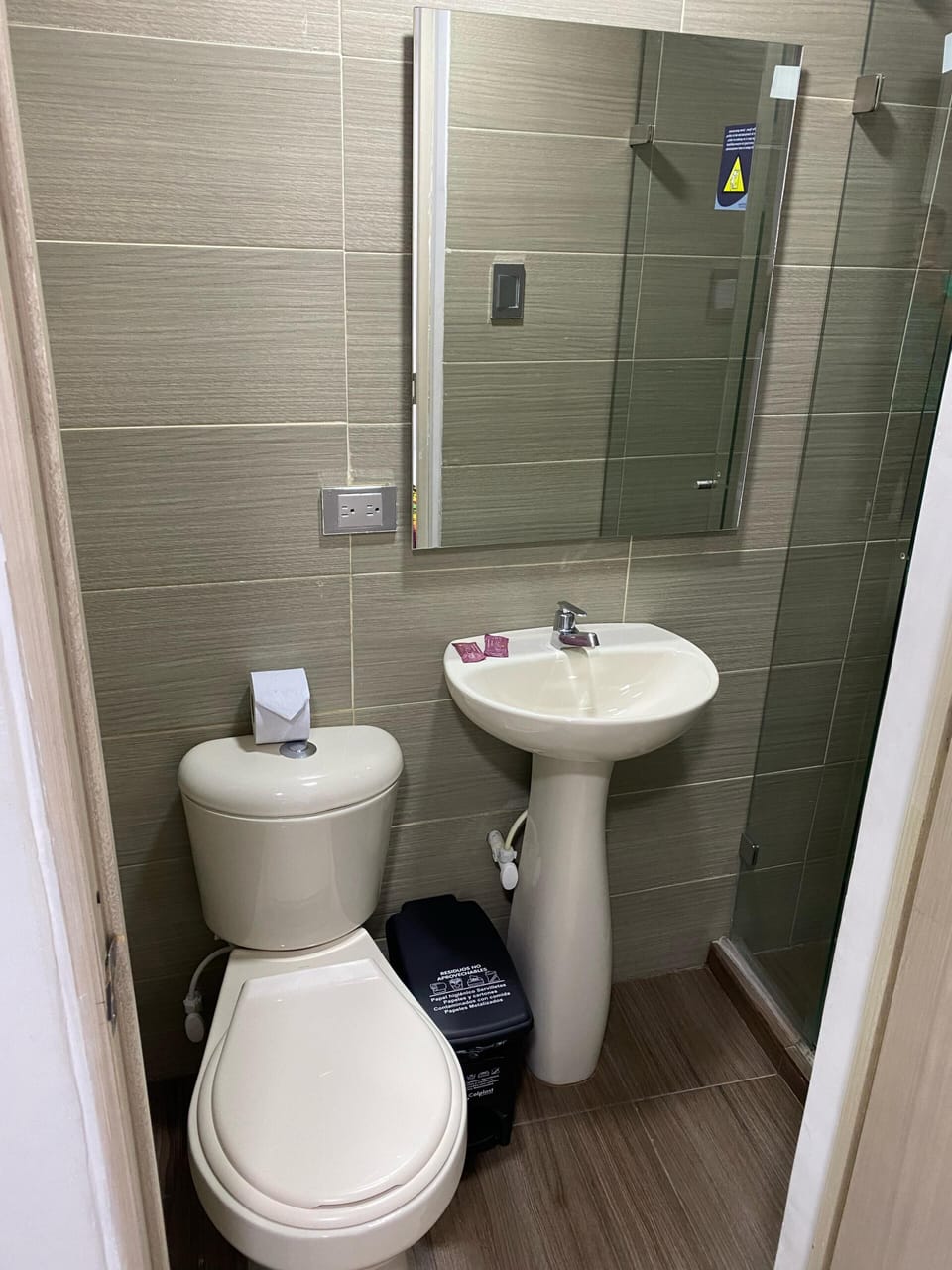 Classic Double Room | Bathroom | Shower, towels, soap, toilet paper