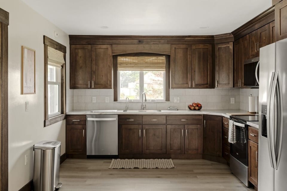 Kitchen [All your basics included]