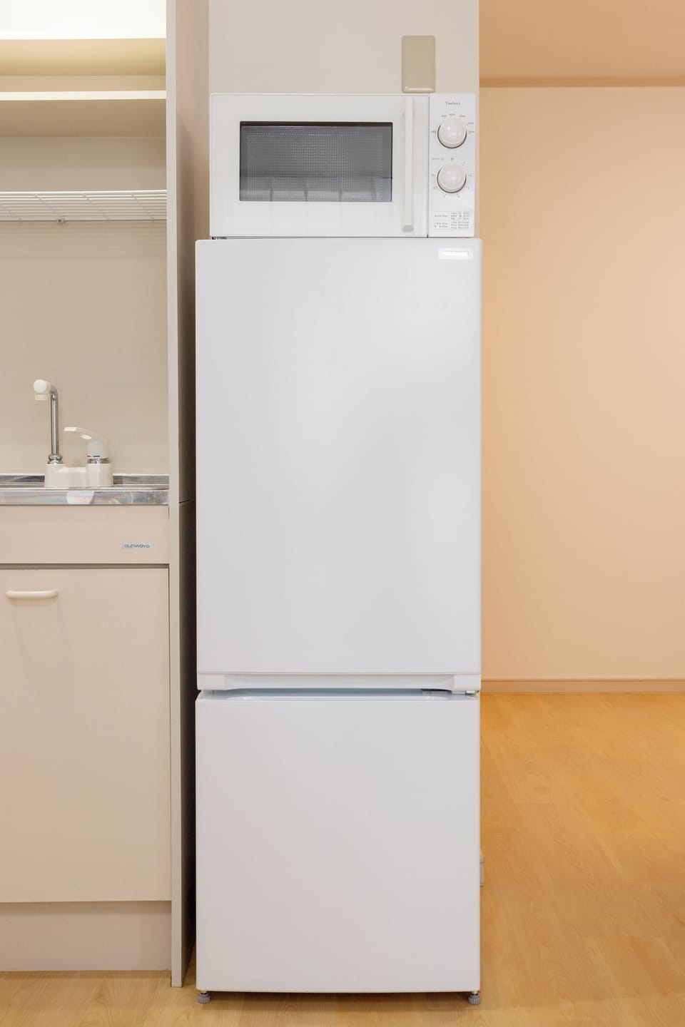 Classic House, 1 Bedroom | Private kitchen | Fridge, microwave, stovetop, rice cooker