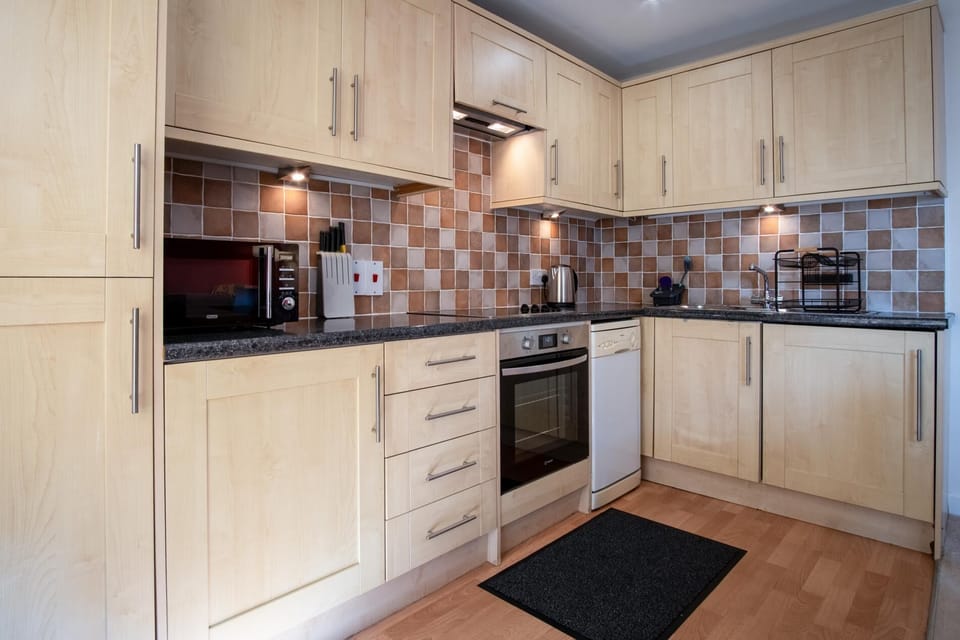 Yr Encil - 2 Bedroom Apartment - Tenby (27740)