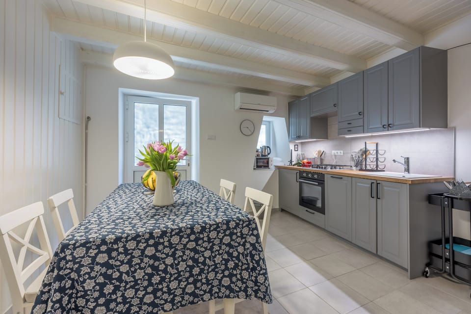 Kitchen and dining area