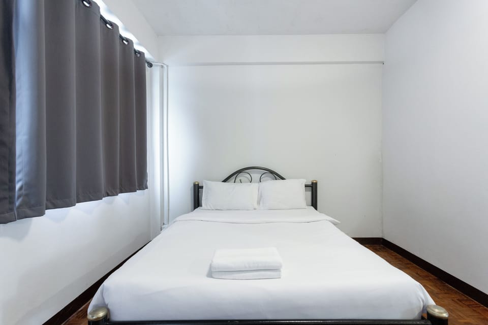 Studio, Balcony | Desk, free WiFi