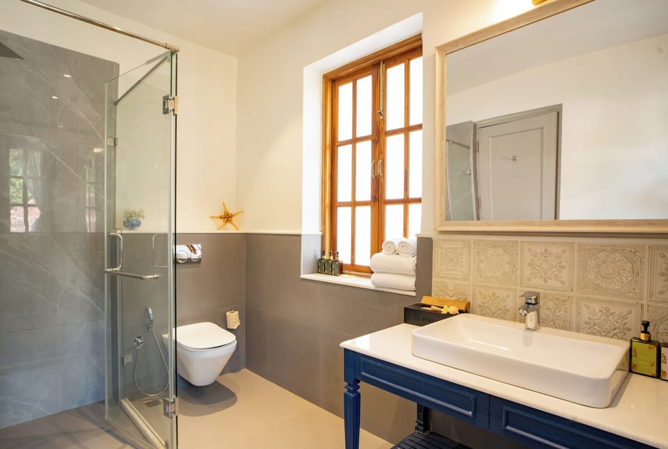ELIVAAS  Lumin 4 BHK with Pool in Arpora Villa in Goa, India