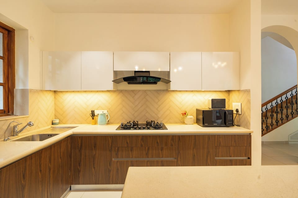 Deluxe Villa, Balcony, Garden View | Private kitchen | Toaster