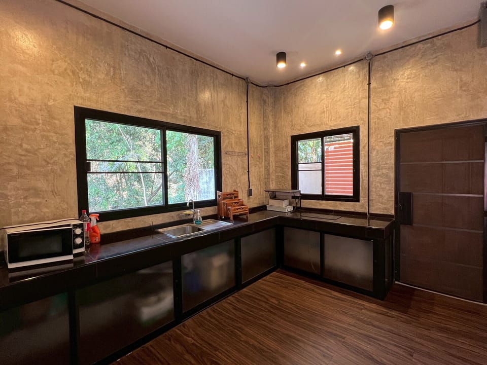 Loft Villa | Minibar, desk, free WiFi, bed sheets