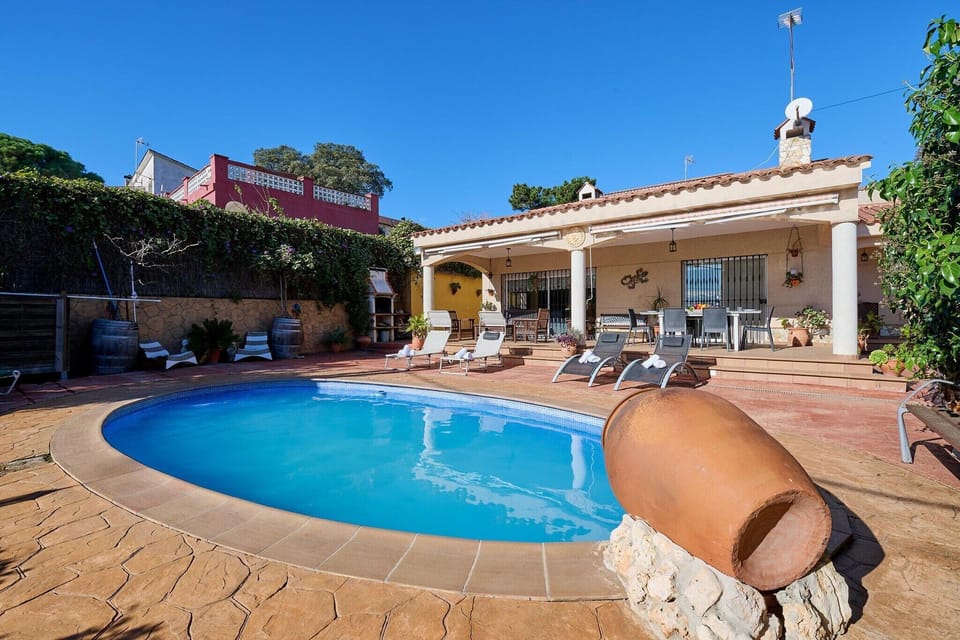 Holiday Home Swimming Pool