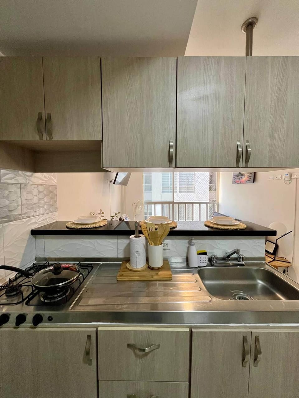Apartment, 3 Bedrooms, Accessible, City View | Interior