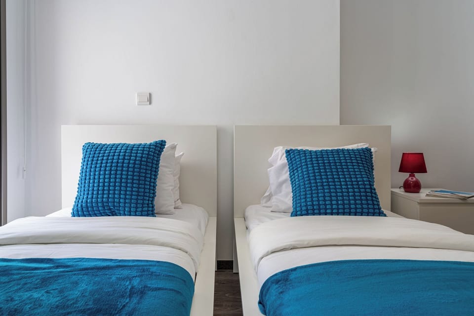 Apartment, 2 Bedrooms, Kitchen, City View | Egyptian cotton sheets, premium bedding, blackout drapes