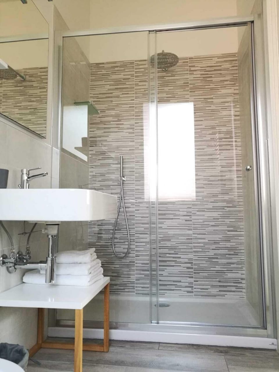 Double or Twin Room, Garden View | Bathroom