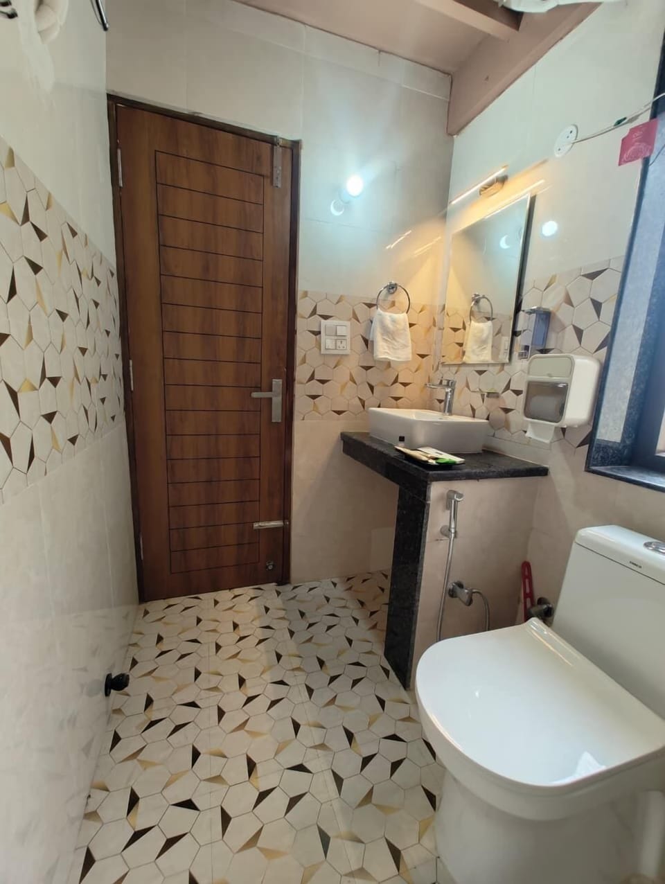 Superior Room, Balcony, City View | Iron/ironing board, free WiFi