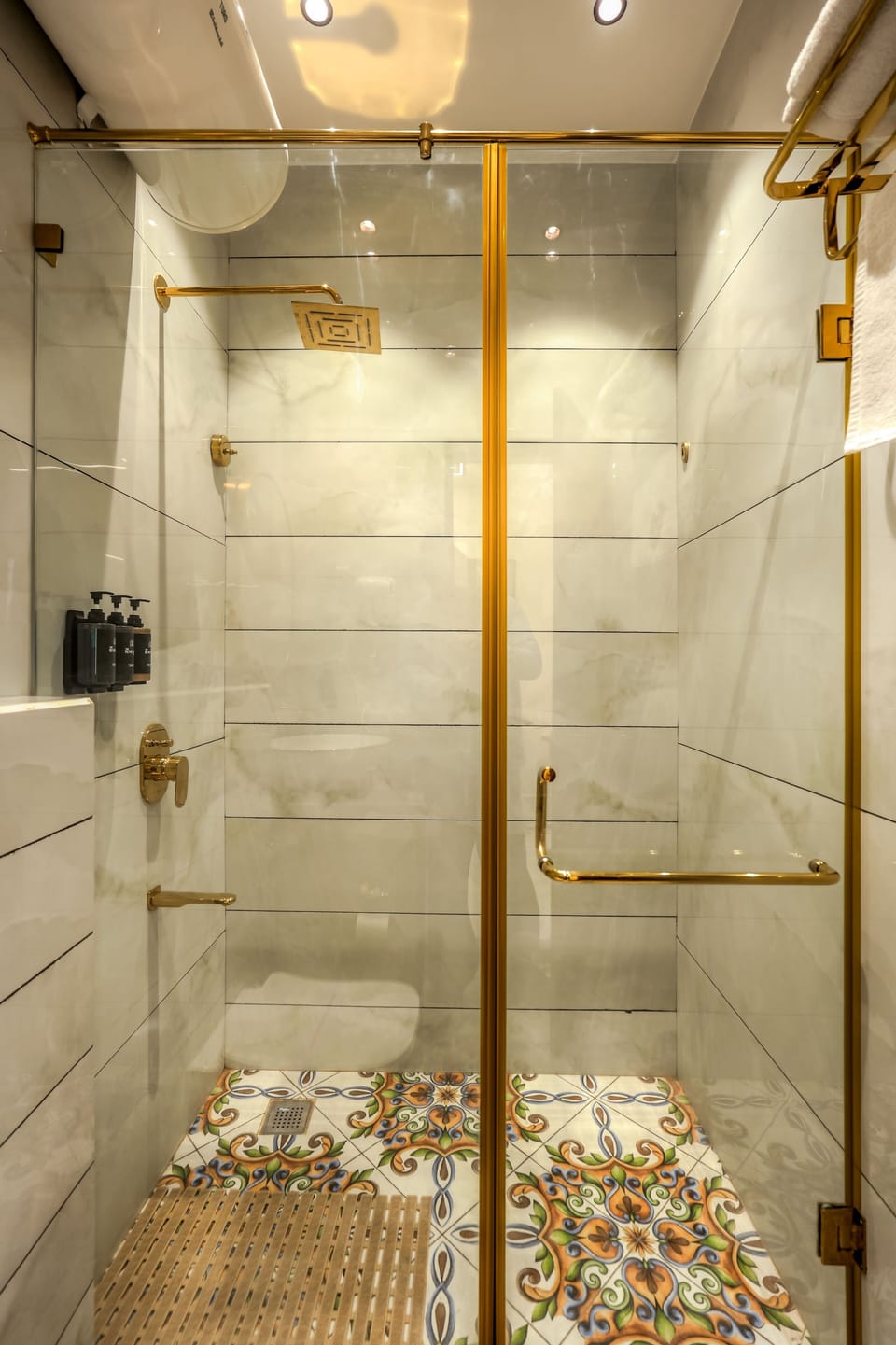Premium Room | Bathroom | Shower, towels, toilet paper