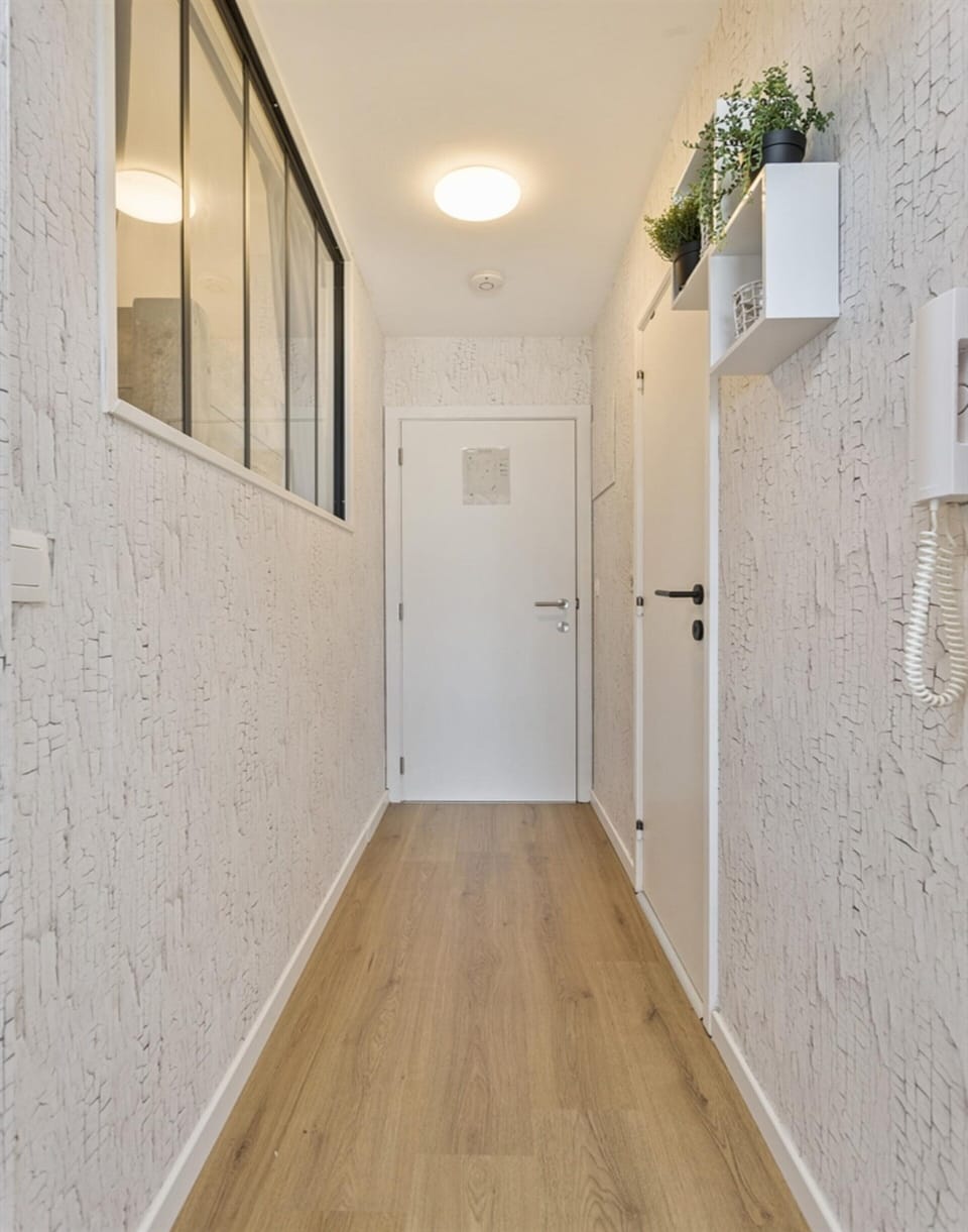 Classic Apartment, 2 Bedrooms | Interior