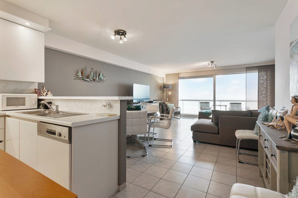 Comfort Apartment, 2 Bedrooms | Dining