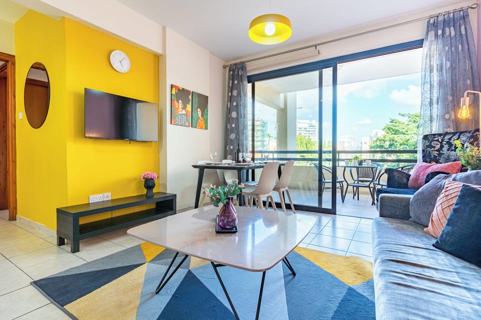 Apartment, 1 Double Bed with Sofa bed, Kitchen, City View | Living room | Smart TV, Netflix, streaming services