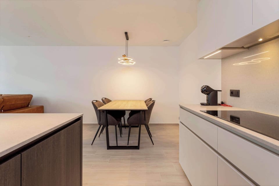 Comfort Apartment, 2 Bedrooms | Private kitchen | Fridge, microwave, oven, dishwasher