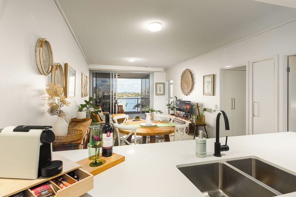 Deluxe Apartment, River View | Premium bedding, blackout drapes, iron/ironing board, travel crib