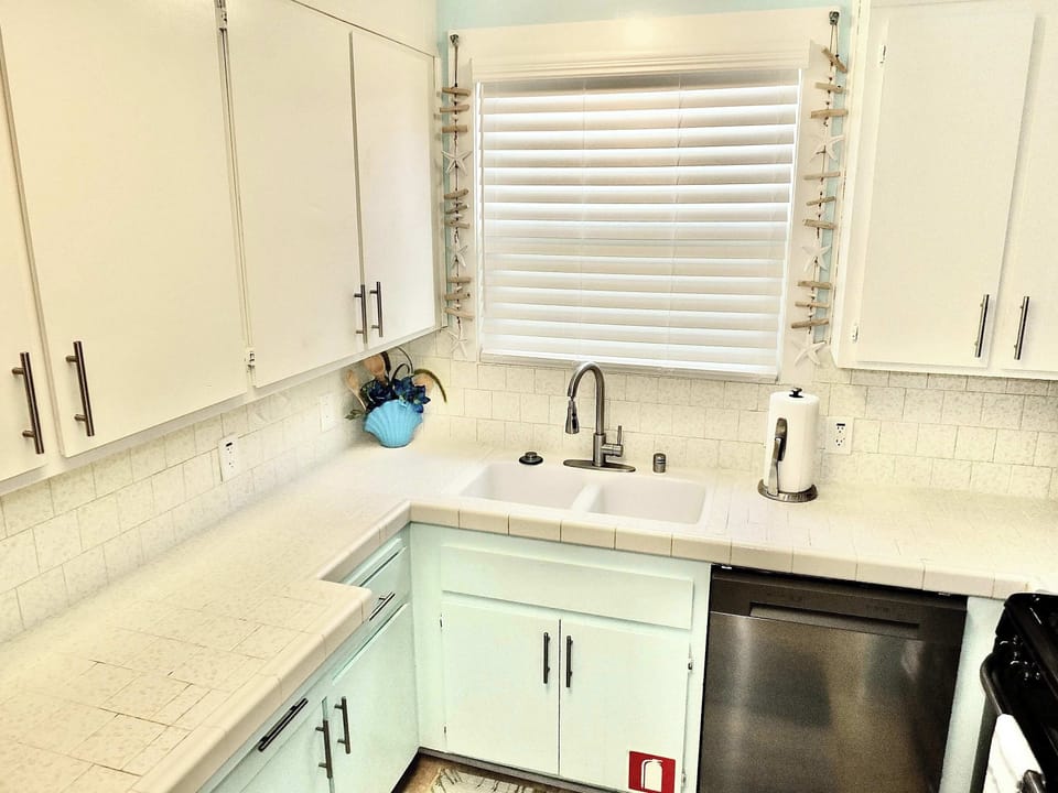 Townhome, Multiple Beds, Patio, Garden View (Heart of Naples) | Private kitchen