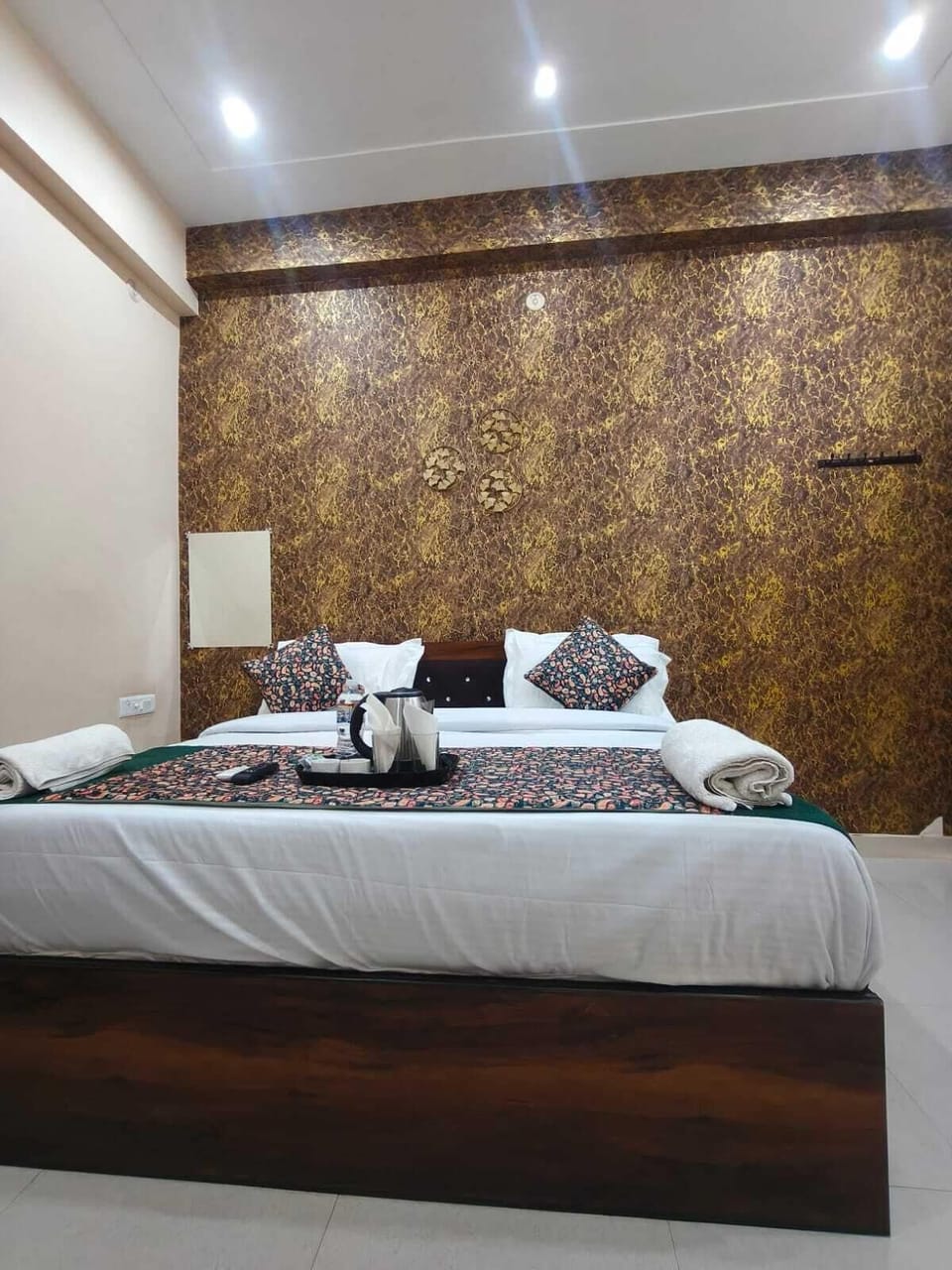 Deluxe Triple Room | Desk, laptop workspace, WiFi (free)