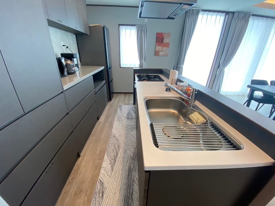 Deluxe Villa, Garden View | Private kitchen