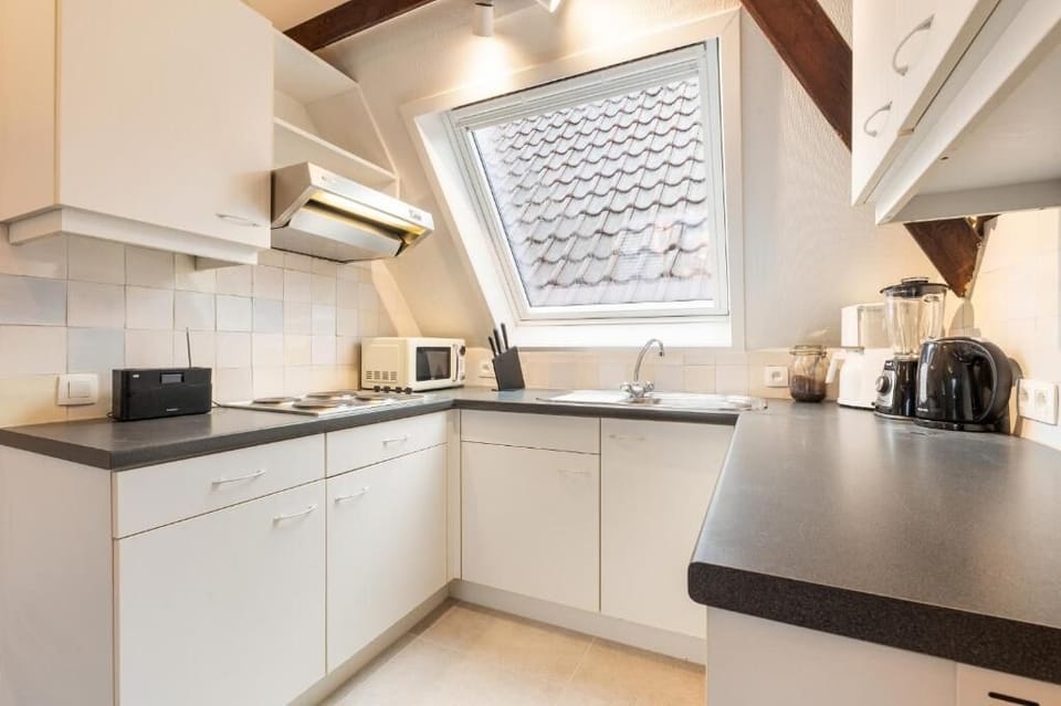 Loft, City View | Private kitchen