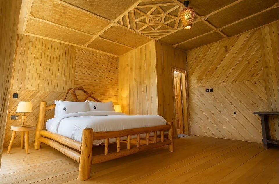 Family Double Room, Balcony, Lake View | Free WiFi