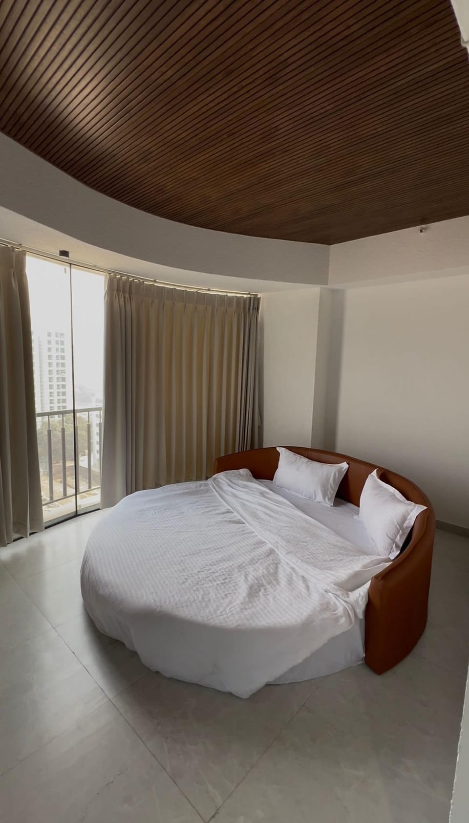 Luxury Suite | In-room safe, desk, laptop workspace, soundproofing