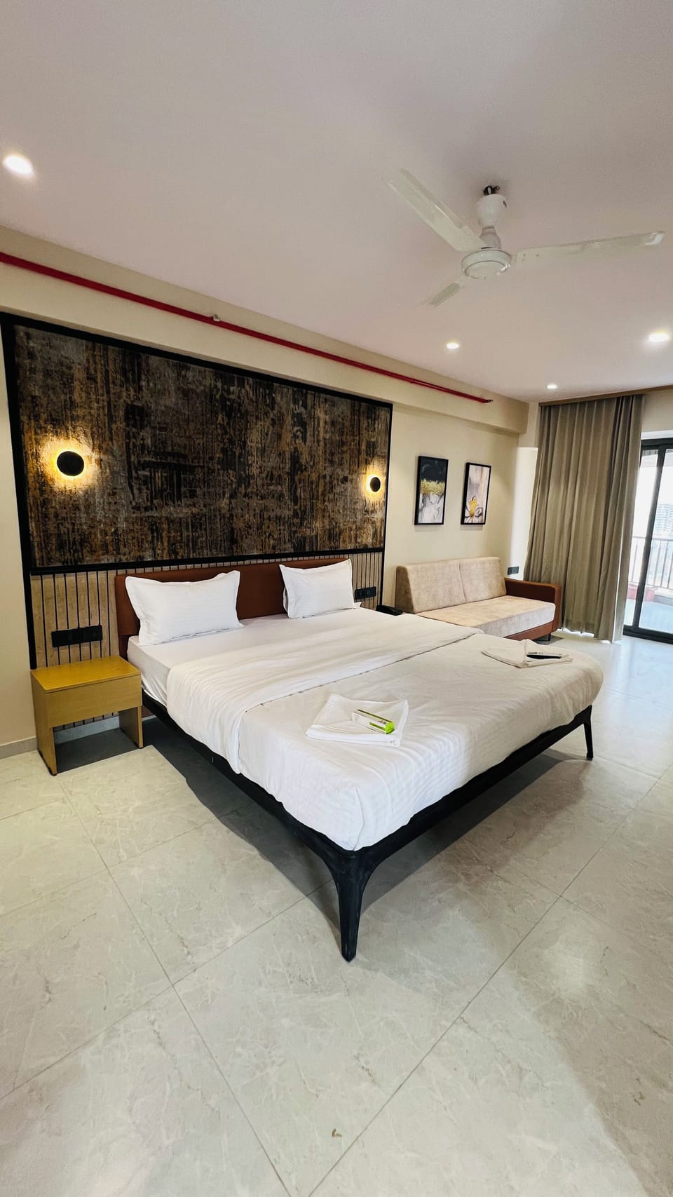 Club Double Room, City View | In-room safe, desk, laptop workspace, soundproofing