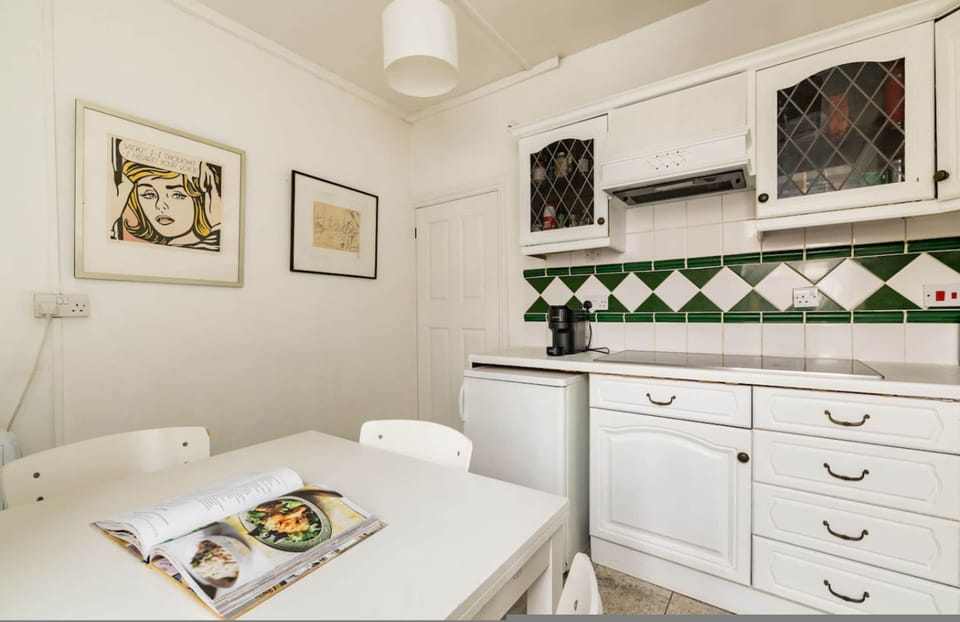 House | 1 bedroom