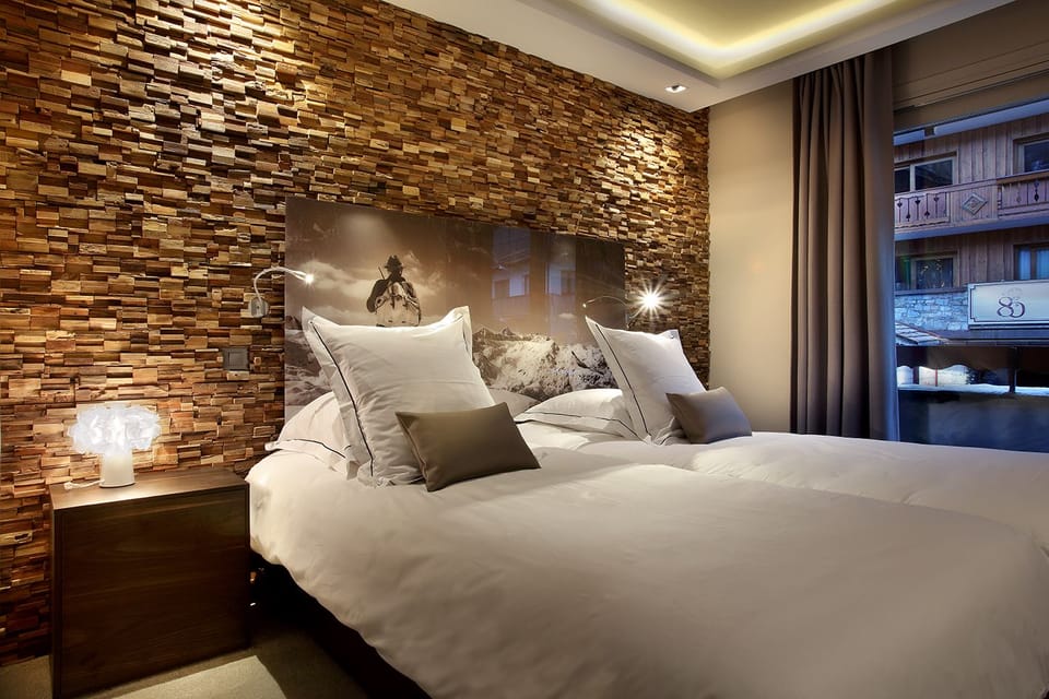 Double Room, Big Bed | Premium bedding, minibar, in-room safe, individually decorated