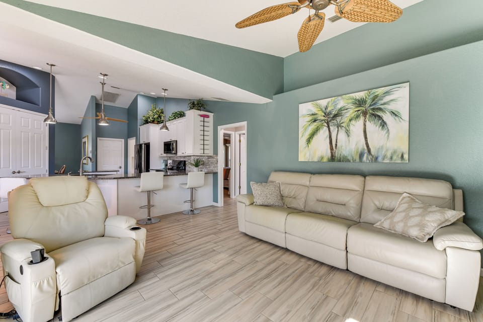 House (3 Bedrooms) | Interior
