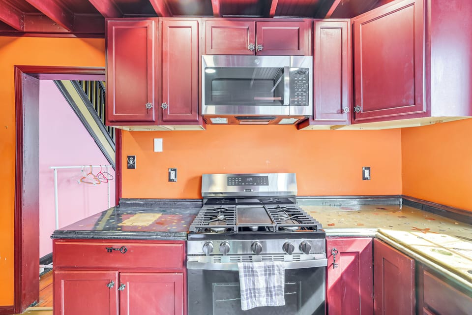 House (2 Bedrooms) | Interior