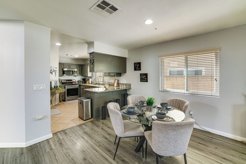 House (3 Bedrooms) | Interior
