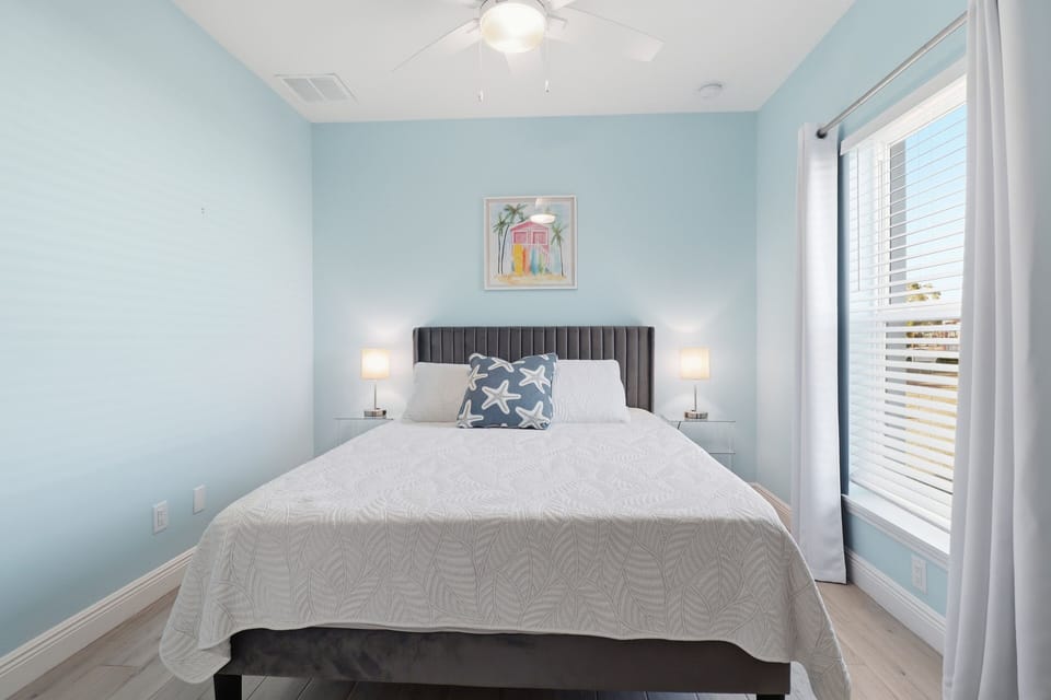 Duplex, 2 Bedrooms | 2 bedrooms, iron/ironing board, free WiFi