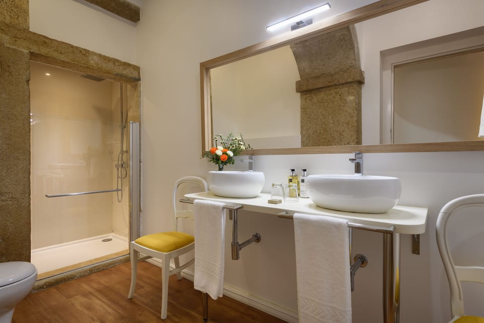 Double or Twin Room (Small) | Bathroom | Designer toiletries, hair dryer, bathrobes, slippers
