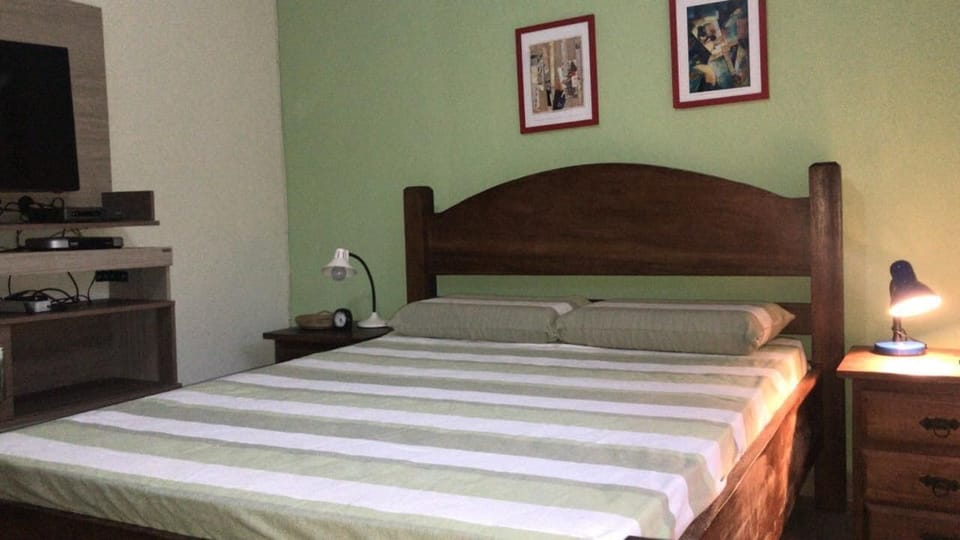 Comfort Suite, Pool View | Iron/ironing board, free WiFi