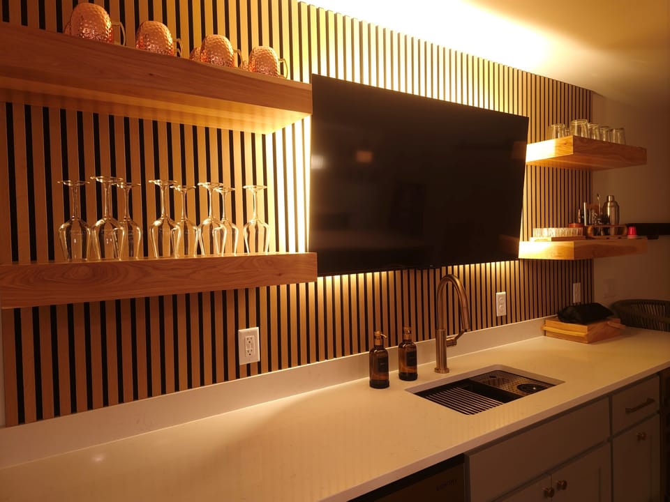 LED accent lighting fills a few spokes in the home for a warm ambiance to wind down your fun-packed days during your vacation!